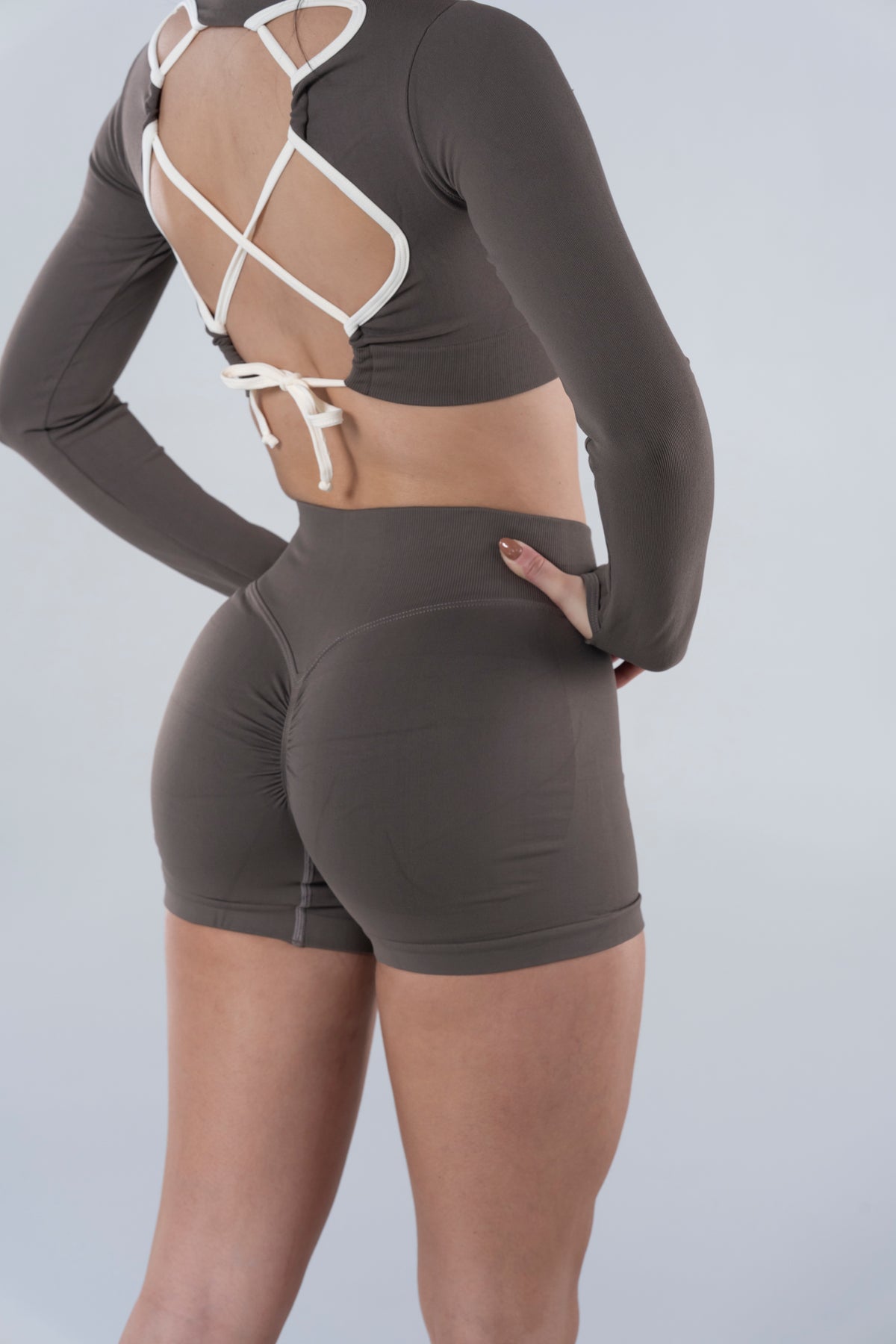 SHORT NOTREDAME CON RUCHING